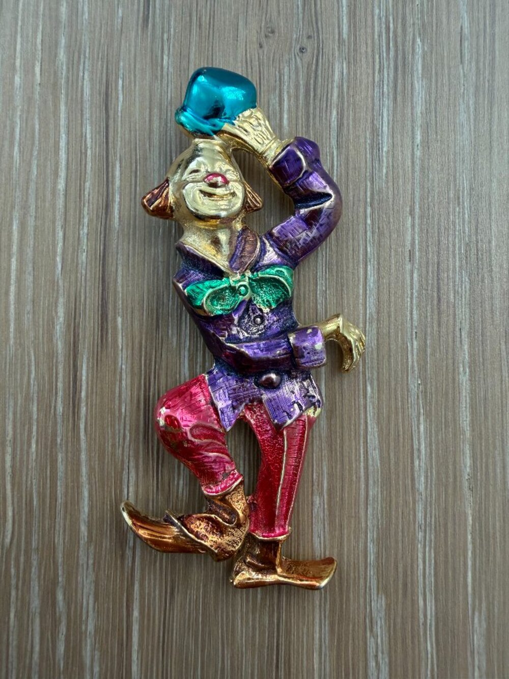 Vintage Elle Brooch Pin Clown Gold tone Jewelry Colorful Enamel 70s 80s Circus